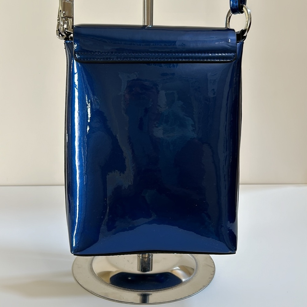 SOLD Elegant Blue Patent Leather Crossbody Bag - Picture 6 of 11